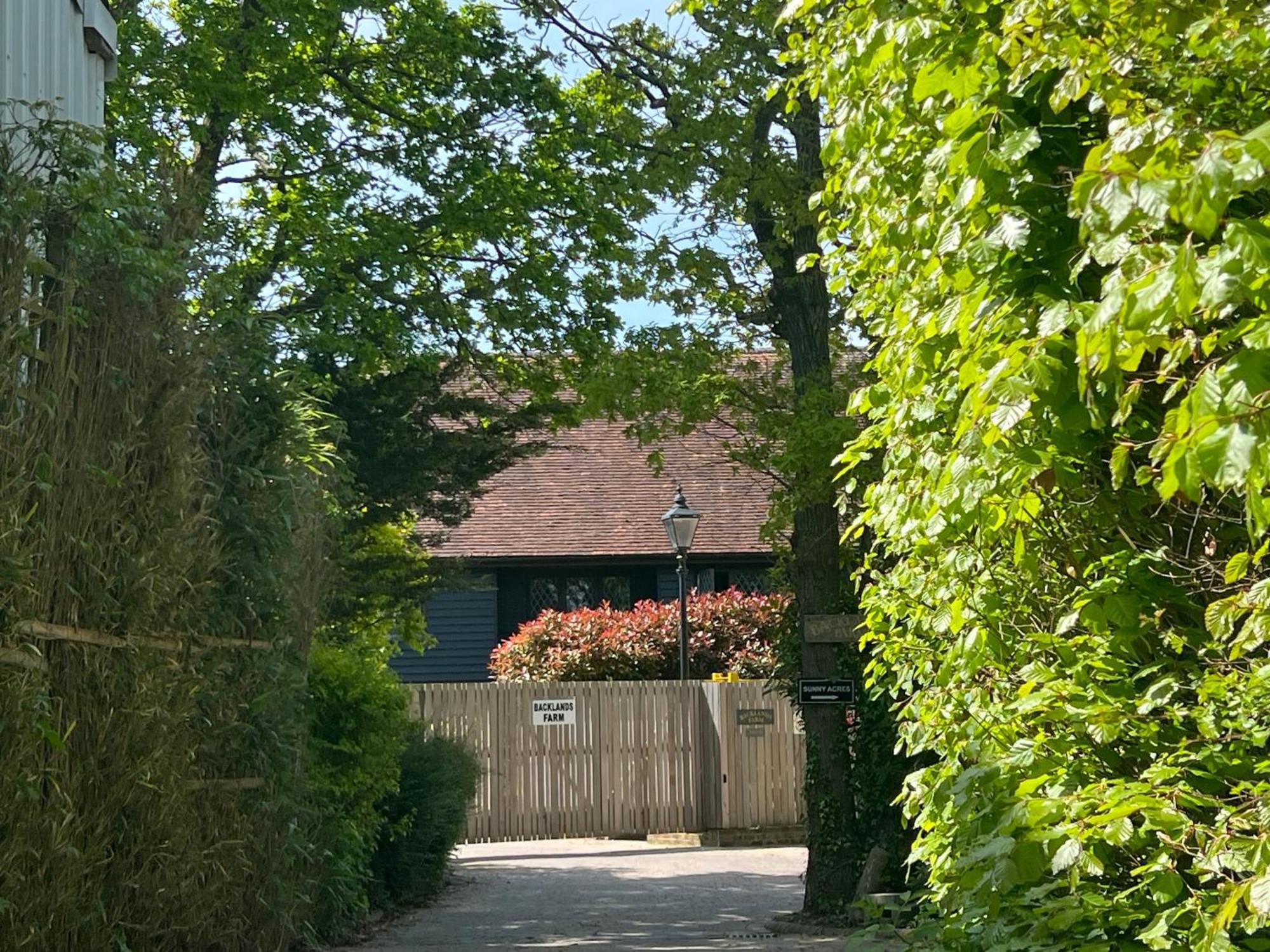 Amber Lodge Hickstead-A Burgess Hill Exterior photo
